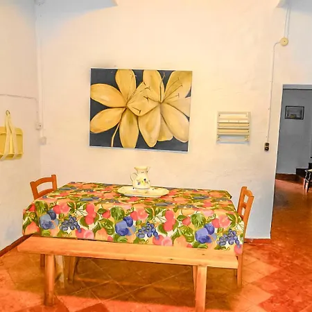 Villa Fornells Sleeps 8 Pool Wifi *